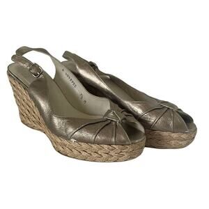 Stuart Weitzman Gold Peeptoe Slingback Espadrille Wedges Sandals • Size 7.5 🗣
